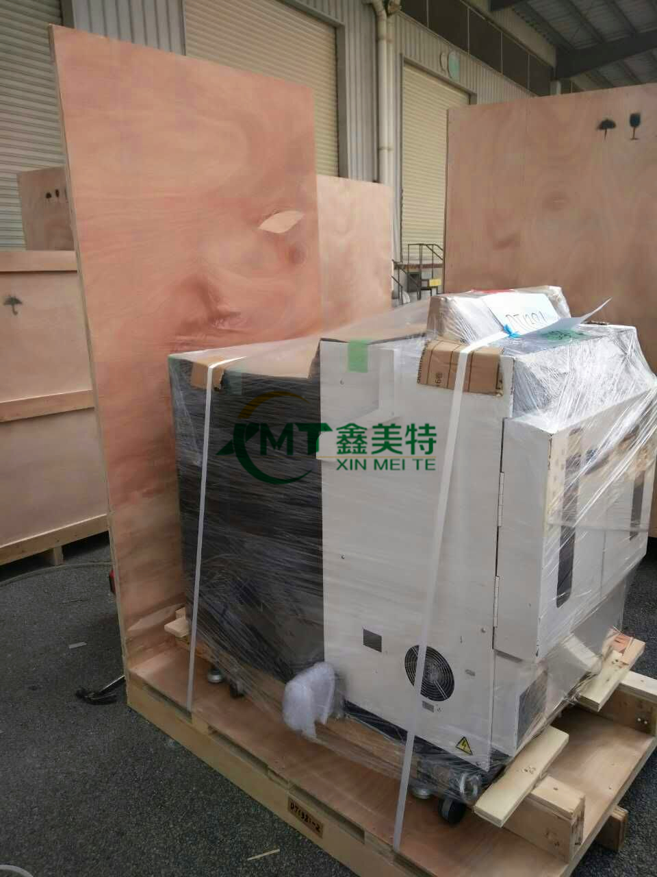<a href=http://www.xiaoh21.com.cn target=_blank class=infotextkey>ľb</a>